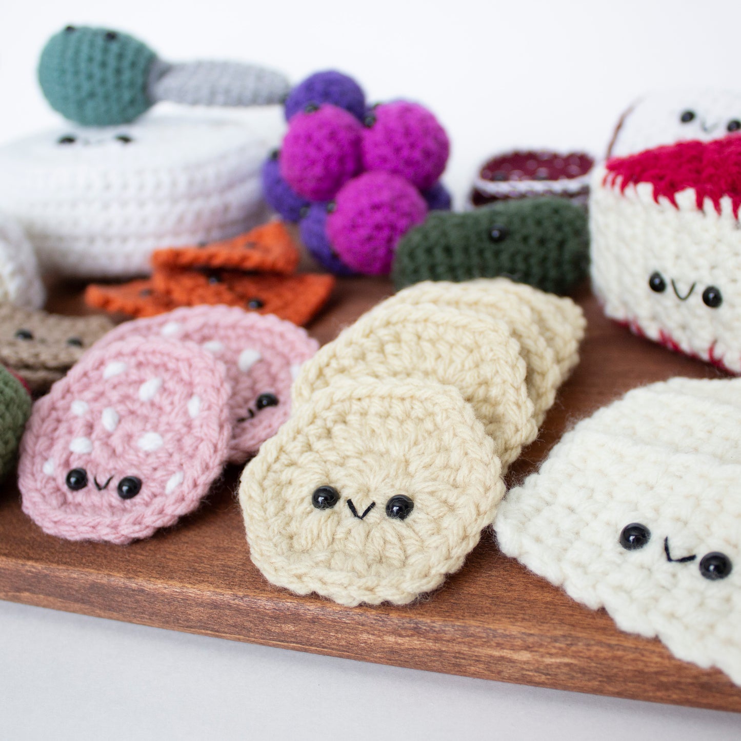 Crochet Pattern: Charcuterie Board, PDF Amigurumi Pattern