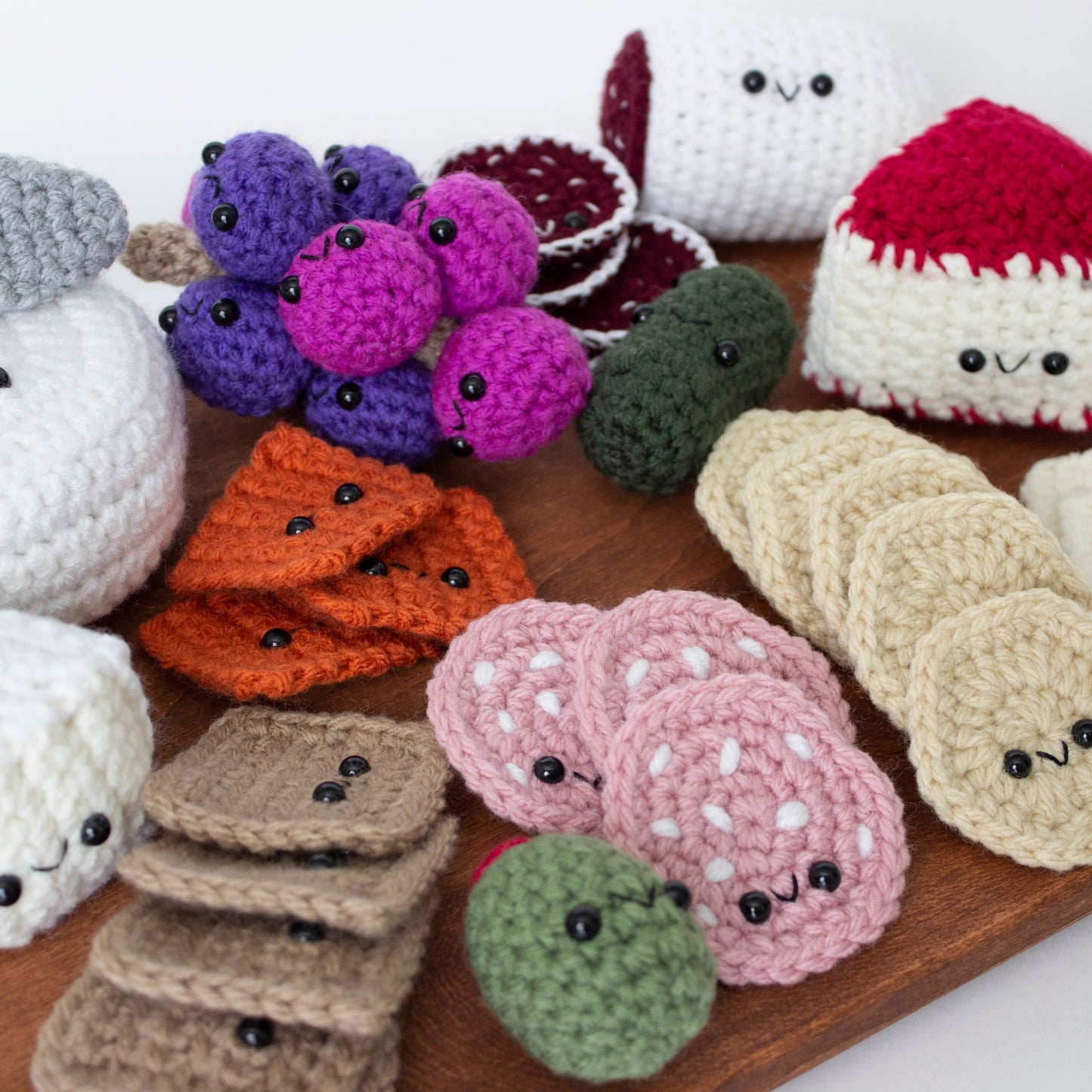 Crochet Pattern: Charcuterie Board, PDF Amigurumi Pattern