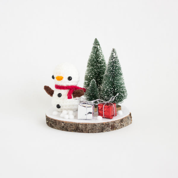 Crochet Pattern: Mini Snowman Winter Wonderland, PDF Amigurumi Pattern