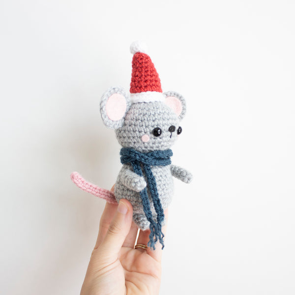 Amigurumi Christmas Mouse Pattern - Free on Blog