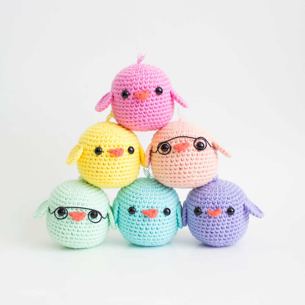 FREE Crochet Pattern- Amigurumi Spring Chicks