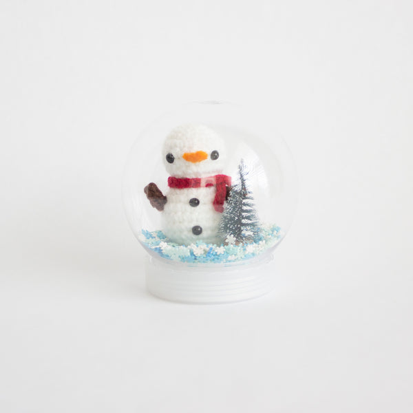 Crochet Pattern: Mini Snowman Winter Wonderland, PDF Amigurumi Pattern