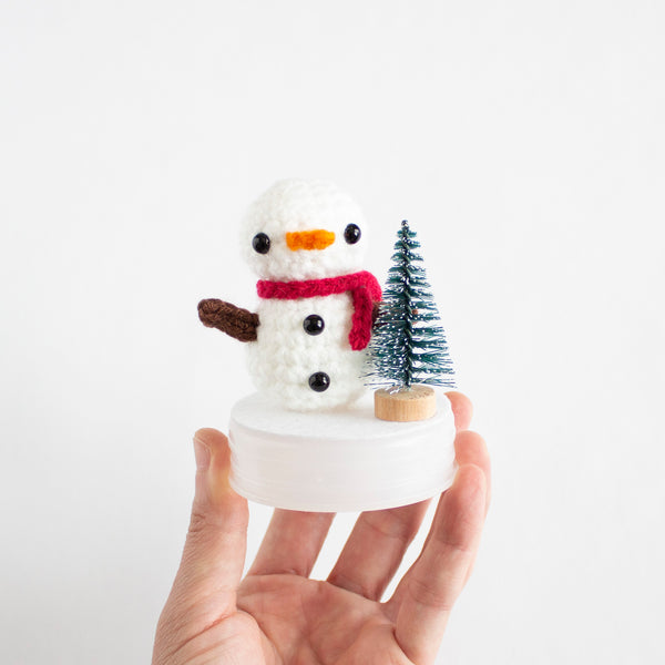 Crochet Snowman Snow Globe- PREORDER