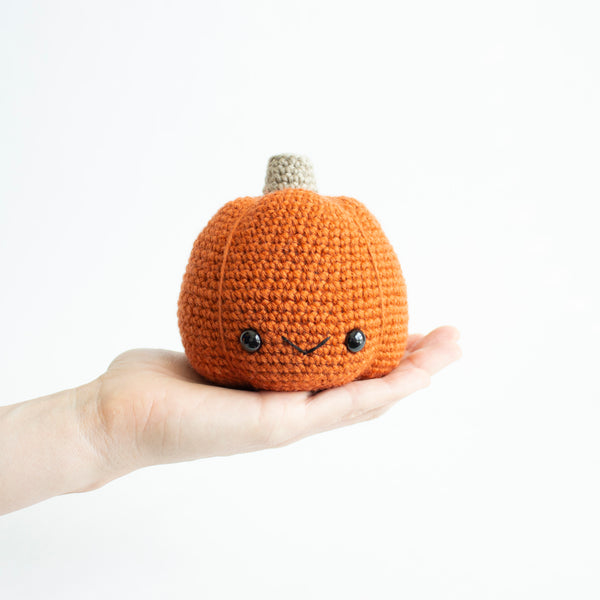 Crochet Pattern: Gourdie the Pumpkin, PDF Amigurumi Pattern