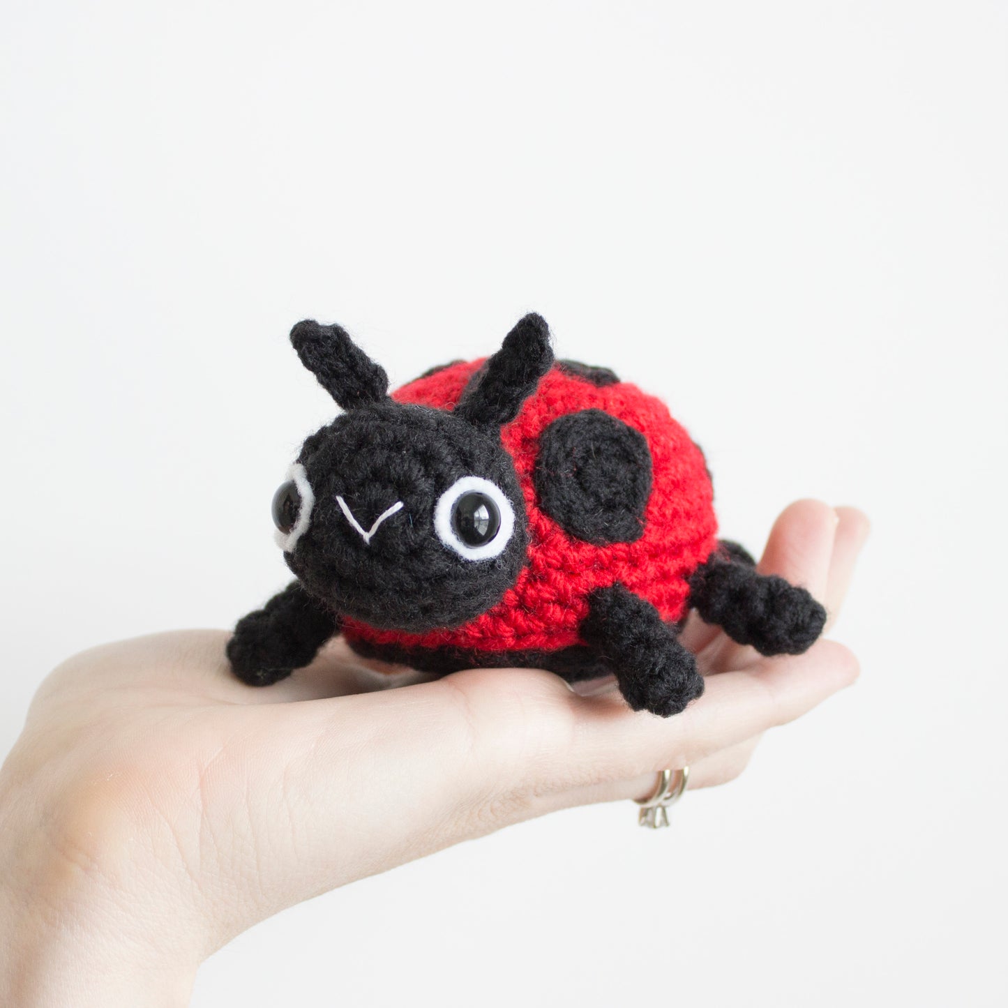 Crochet Pattern: Spring Critters-Bumblebee and Lady Bug, PDF Amigurumi Pattern