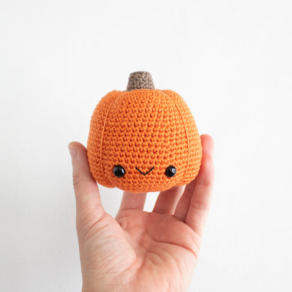 Crochet Pattern: Gourdie the Pumpkin, PDF Amigurumi Pattern