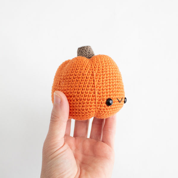 Crochet Pattern: Gourdie the Pumpkin, PDF Amigurumi Pattern