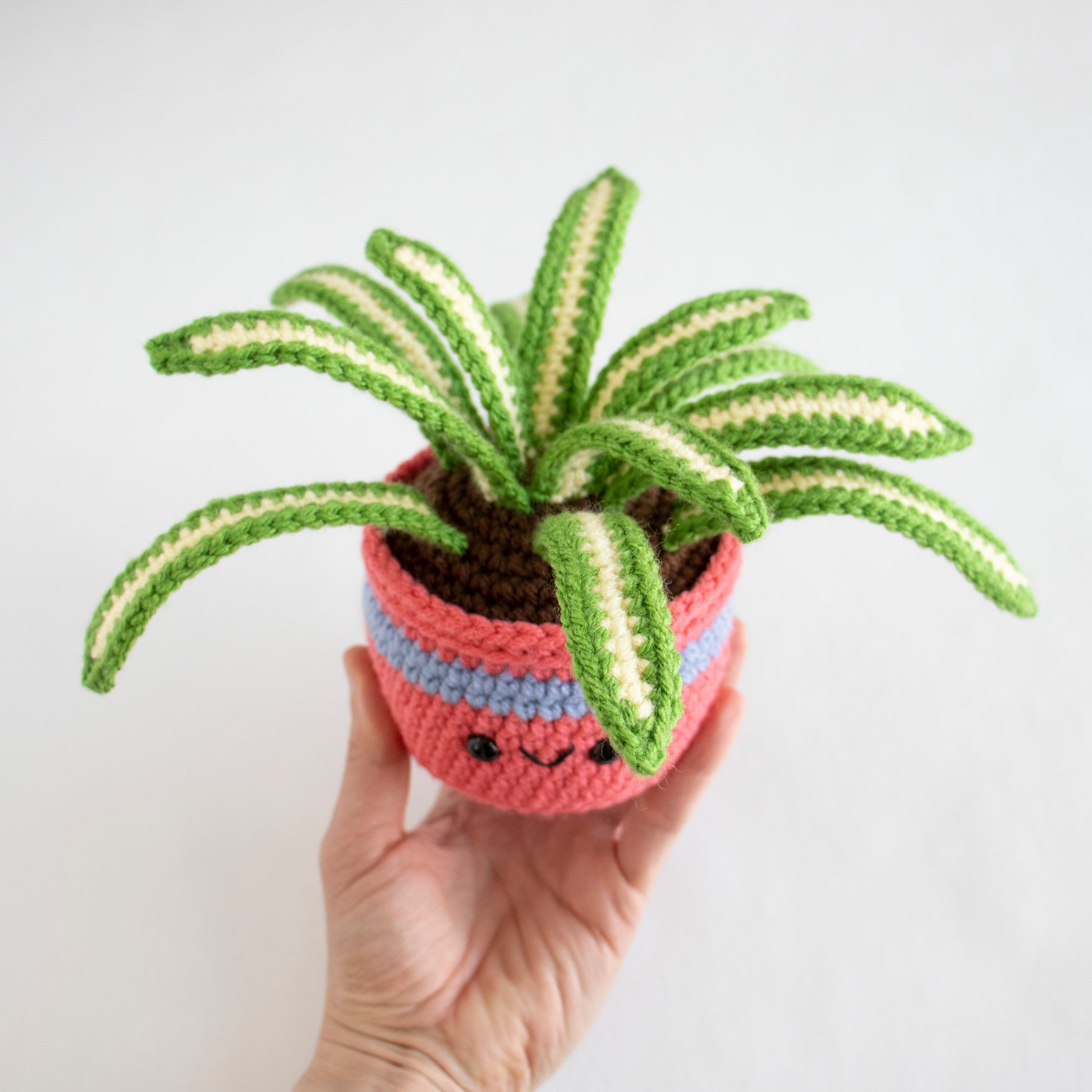 spider plant pinterest Crochet Pattern: Spider Plant, PDF Amigurumi Pattern – A Menagerie of Stitches