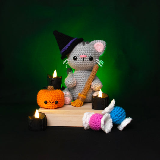 Crochet Pattern: Stormy the Halloween Cat, PDF Amigurumi Pattern