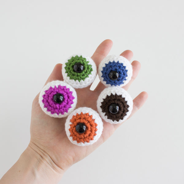 Halloween Day Decorations - Crochet Eyeball Pattern