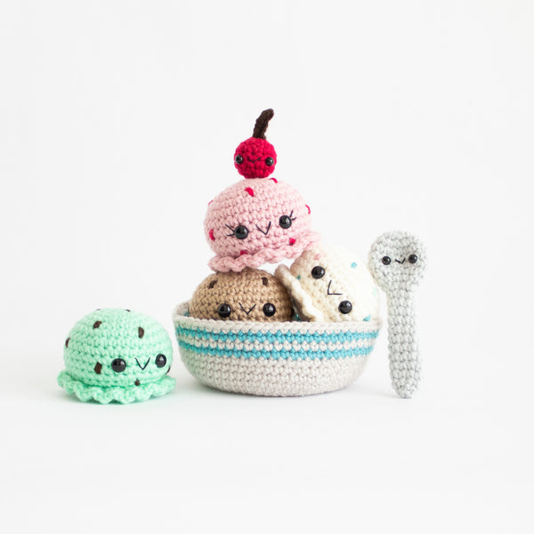 Easy Crochet Ice Cream Sundae Pattern - Summer Party