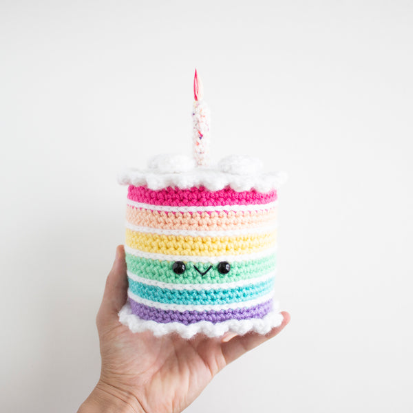 Easy Amigurumi Rainbow Cake Pattern - Birthday Decor