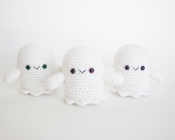 Halloween Day Crochet Patterns - Amigurumi Ghosts
