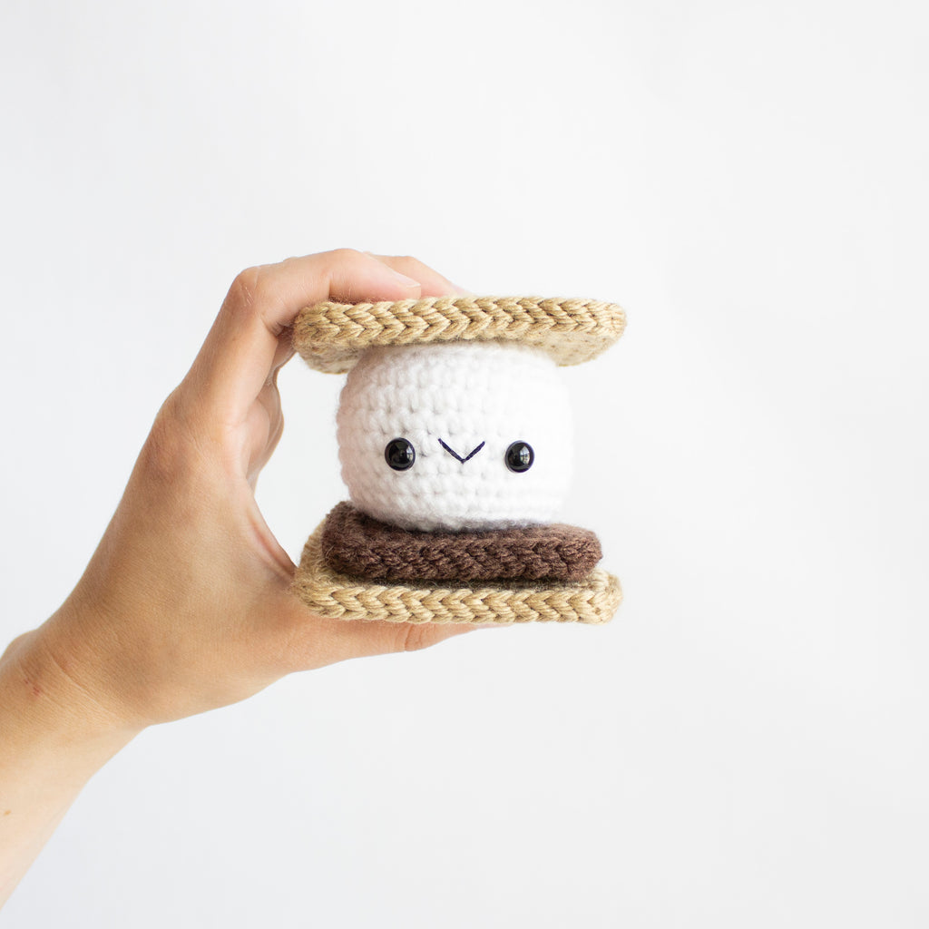 Smore Pattern Crochet Pattern: S'mores, PDF Amigurumi Pattern – A Menagerie of Stitches