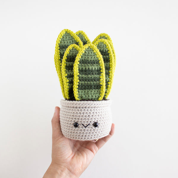 Crochet Snake Plant Pattern - Amigurumi House Plant