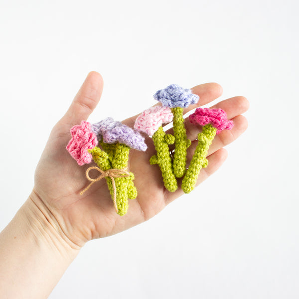 Easy Crochet Flowers Pattern - Amigurumi Bouquet