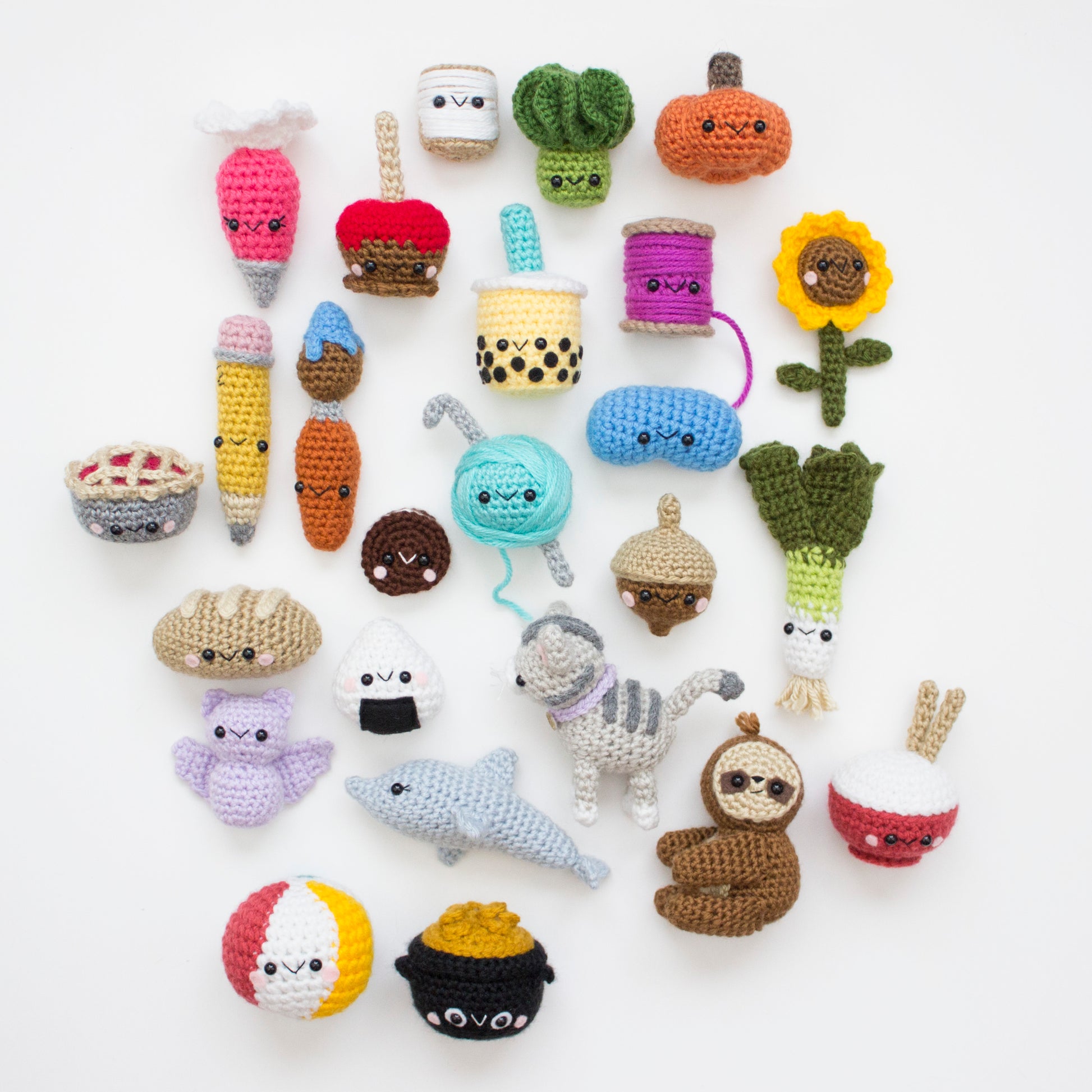 51-75 100 Days of Mini Amigurumi v2 - A Menagerie of Stitches - Lauren Espy