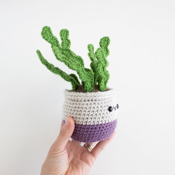 Amigurumi Fishbone Cactus - Easy Crochet Pattern - Plant Pot
