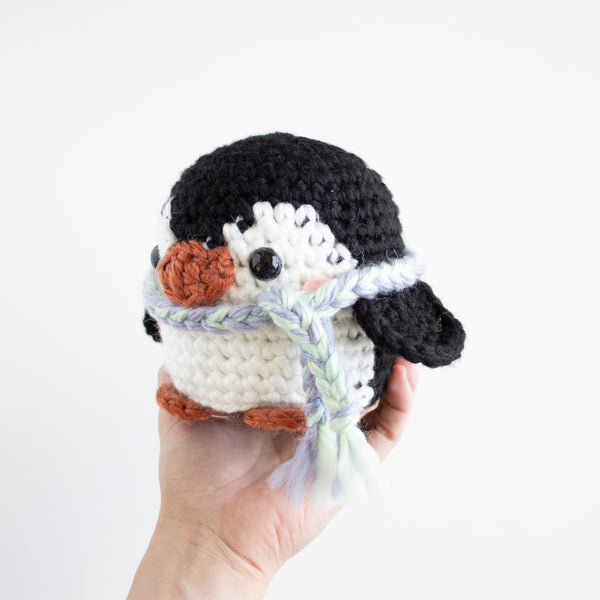Easy Penguin Crochet Pattern - Amigurumi