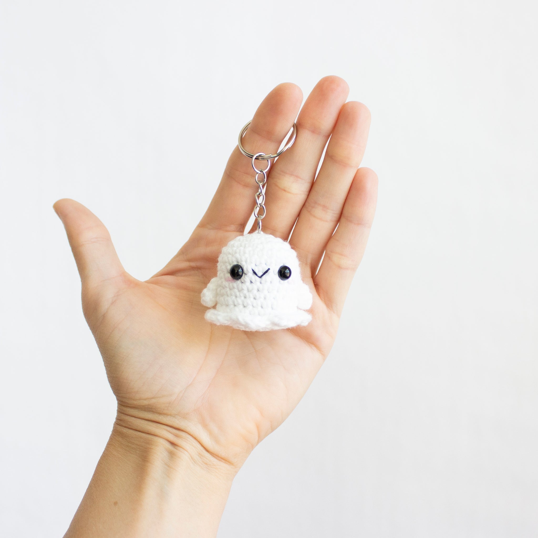 Halloween Crochet Keychains - Extra Mini Amigurumi Ghost Pattern