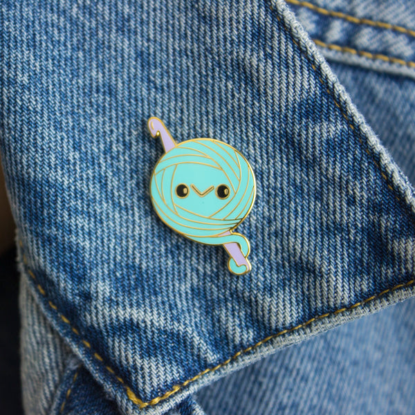 Blue Stitch Yarn Ball Enamel Pin - Crochet Hook Accessory