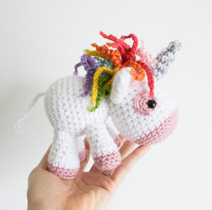 Easy Unicorn Crochet Pattern - A Menagerie of Stitches